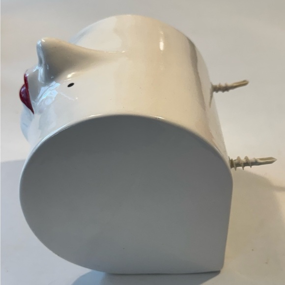 Cream Toilet Paper Holder - Picture 5 of 5